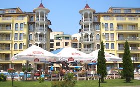 Summer Dreams -Apartcomplex